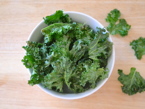 How to Make Baked Kale Chips - Enjoy