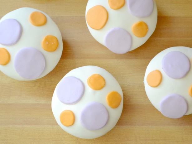 How to Make Fondant - Make Shapes