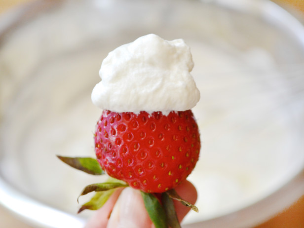 How to Make Whipped Cream - Serve