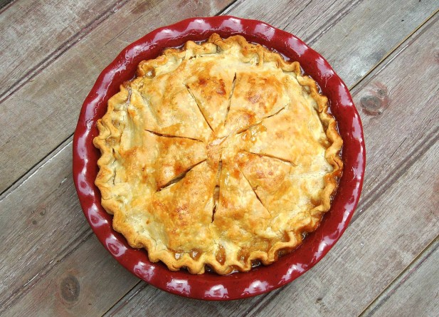 How to Make Apple Pie - Serve