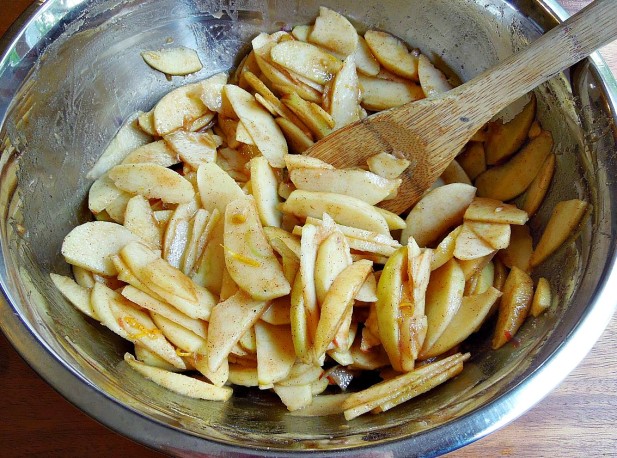 How to Make Apple Pie - Make Pie Filling