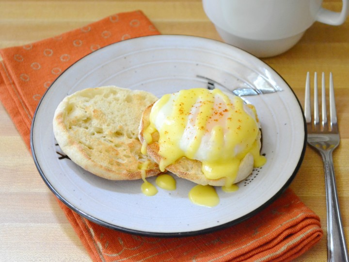 How to Make Hollandaise - Main