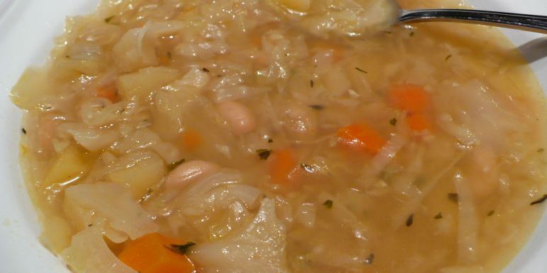 Easy vegetarian cabbage soup recipes Easy vegetarian cabbage soup recipes