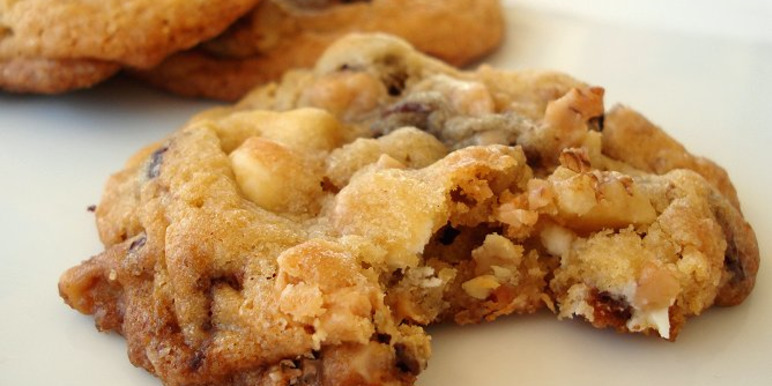 Everything But The Kitchen Sink Cookies everything but the kitchen sink chocolate chip cookies recipe Everything But The Kitchen Sink Cookies everything but the kitchen sink chocolate chip cookies recipe