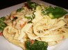Creamy Pasta With Chicken, Broccoli and Basil - Low Fat Version