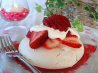 Dee's Quick and Easy Strawberry Meringues.(4 Ingredients, 5 Min