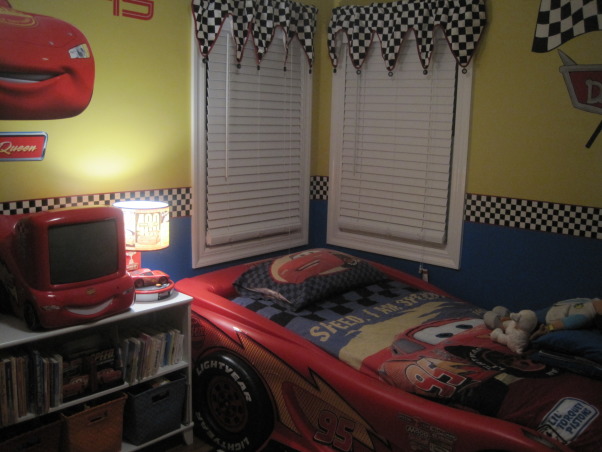 Disney Cars Lightning Mcqueen/ Mater Room, My 3 year old is a fan of ...