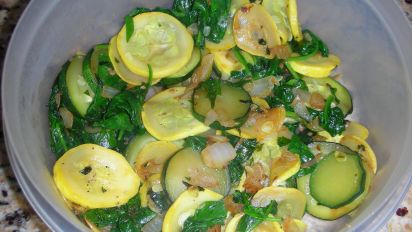 Janet S Sauteed Yellow Squash And Spinach Recipe Food Com