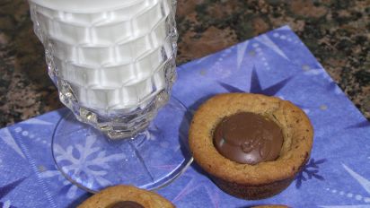 Really Yummy Miniature Chocolate Chip Cookie Cups Recipe Food Com This recipe is so easy. really yummy miniature chocolate chip cookie cups