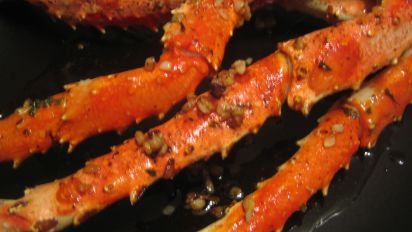 Garlic Butter Baked Crab Legs Recipe How To Bake Crab Legs Food Com