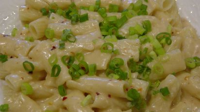 Garlic Parmesan Cream Sauce Over Pasta Recipe Food Com
