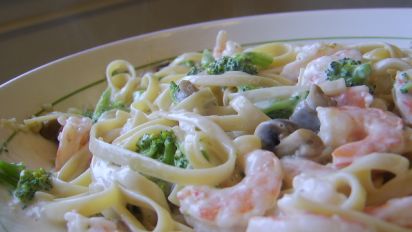 Shrimp And Veggie Fettuccini Alfredo Recipe Food Com