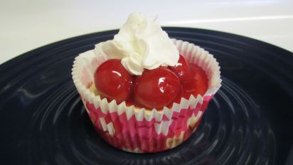 Mini Cherry Cheesecakes With Vanilla Wafer Crusts