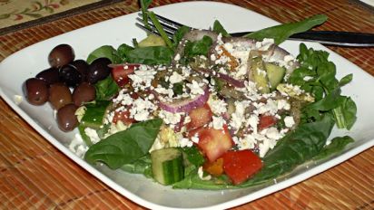 Kittencal S Greek Garden Salad With Greek Style Dressing Recipe