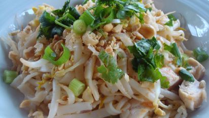 Bangkok Style Chicken Pad Thai Recipe Food Com