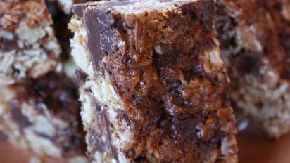 Choc Walnut And Oat Slice Recipe Food Com Healthy rice bubble and oat slice for afternoon teathe healthy mummy. choc walnut and oat slice