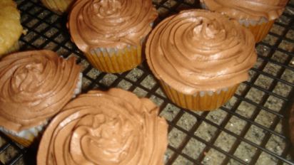 Gluten Free Sugar Free Vegan Vanilla Cupcakes With Chocolate Recipe Food Com