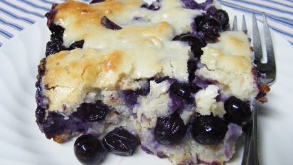 Easy Blueberry Cobbler With Bisquick Blueberry Dumpling Cobbler Recipe Dessert Food Com