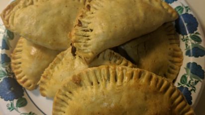 Jamaican Beef Patties Aka Meat Pies Or Pasties Recipe Food Com
