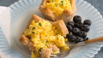 Cream Cheese Scrambled Eggs In Toast Cups Recipe Food Com