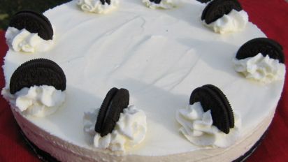 White Chocolate Mousse Torte With Oreo Cookie Crust Recipe Food Com