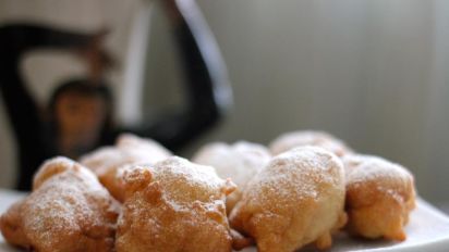 Banana Beignets - 