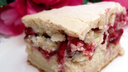Cranberry Sour Cream Coffee Cake Recipe Food Com Add flour alternately with sour cream, beginning and ending with flour. cranberry sour cream coffee cake