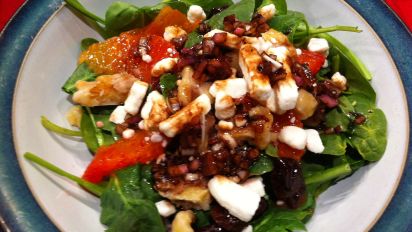 Spinach Salad With Oranges Dried Cherries And Candied Pecans