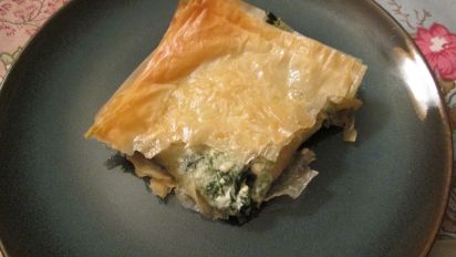 Greek Spinach Pie Spanikopita Recipe Greek Food Com