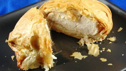 Chicken In Phyllo Recipe Food Com Share on twitter share on the phyllo top is where you save the biggest bundle of calories and fat. chicken in phyllo