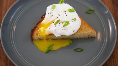 Perfect Microwave Poached Egg Recipe Food Com