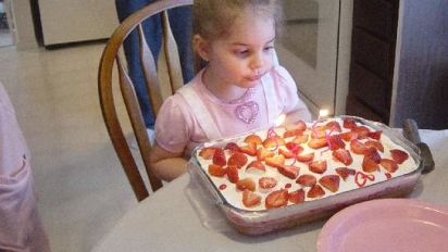 Strawberry Daiquiri Cake Recipe Food Com Rather than a frozen strawberry daiquri, skip the blender action and lighten things up with this la croix strawberry daiquiri. strawberry daiquiri cake