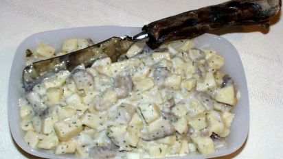 Heringstopf Mit Saurer Sahne Herring Salad With Sour Cream Recipe Food Com