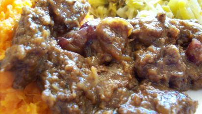 Yummy Scrummy Braised Beef With Red Wine And Cranberry Recipe Food Com
