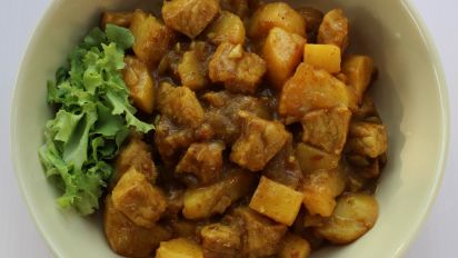 Pork Potato Turmeric Curry Recipe Food Com Heat 1 tablespoon of the oil in a. pork potato turmeric curry