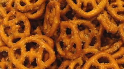 Addicting Ranch Pretzels Recipe Food Com