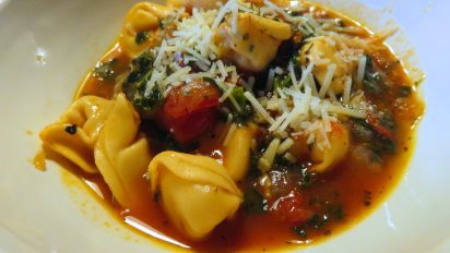 Weight Watchers Italina Spinach And Tortellini Soup Recipe Food Com I first found a recipe similar to this on weightwatchers.com but i didn't care for the huge stewed tomatoes and felt it was missing some flavor, while this version is a little higher i've been looking for some new weight watchers soup recipes. weight watchers italina spinach and tortellini soup