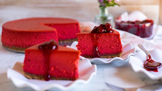 Red Velvet Cheesecake