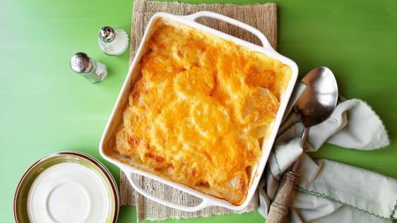 Simply Rich Cheddar Scalloped Potatoes