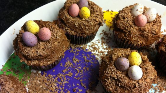 Chocolate Cupcakes With Chocolate Frosting