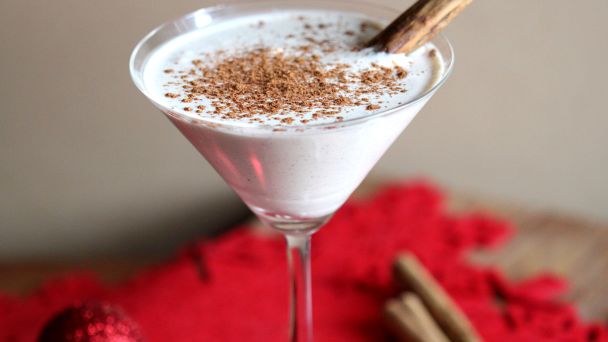 Eggnog Martini | 29 Christmas Punch Recipes You Can Serve This Holiday