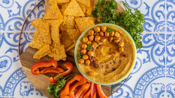Mediterranean Kalamata Hummus