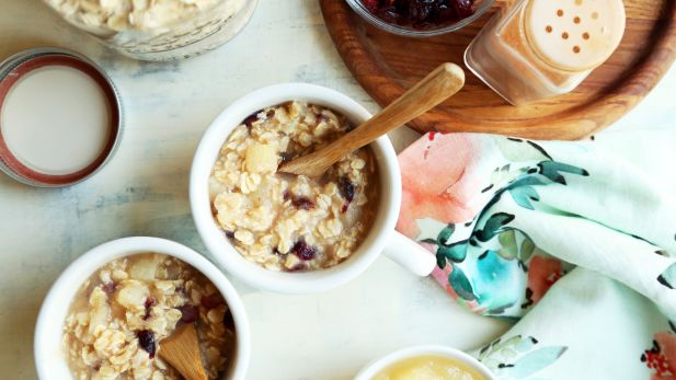 Applesauce Cranberry Oatmeal
