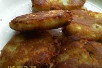 Ukrainian Deruny (Potato Pancakes) - Savas Kitchen