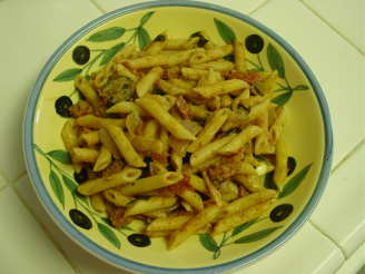 Penne Pasta With Tomatoes, Herbs and Blue Cheese