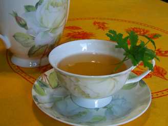 Virginia's Refreshing Geranium Tea Cooler