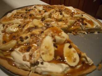 Banana Toffee Pizza