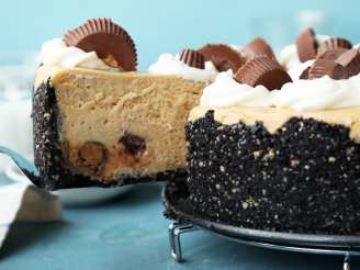 Ruggles Reese's Peanut Butter Cup Cheesecake