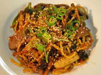 Spicy pepper beef with noodles