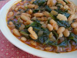 Braised Cannellini Beans With Onions and Arugula
